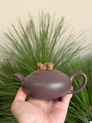 Hua Qi4 Yixing Teapot 180ml