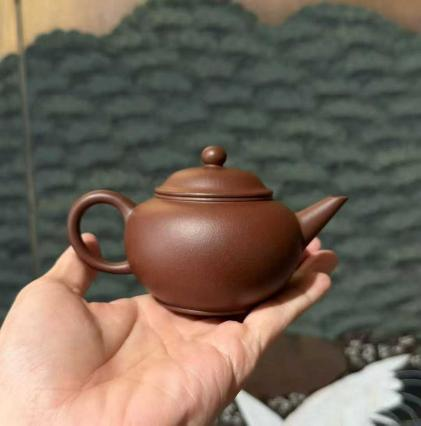 Shui Ping Yixing Teapot 180ml