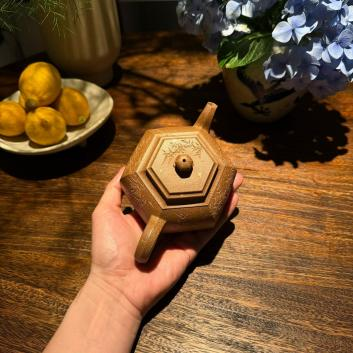 Cang Liu Fang Yixing Teapot 170ml