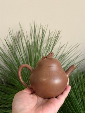 Fo Shou Yixing Teapot 180ml