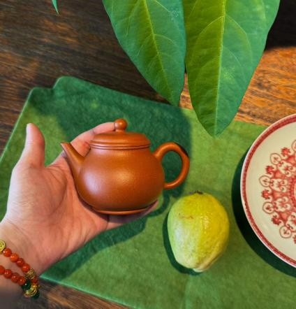 Ba Le Shui Ping Yixing Teapot 170ml