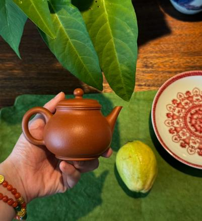 Ba Le Shui Ping Yixing Teapot 170ml